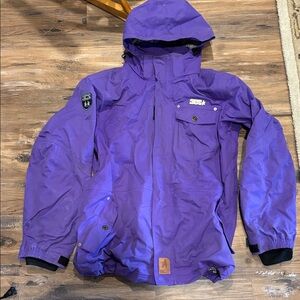 3CS Outerwear Purple snowboard jacket men’s large